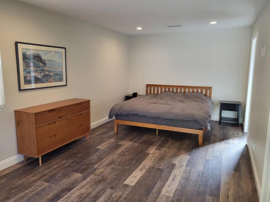 Bouganvilla 4-Bedroom, 2-Baths, Single Family House 다우전옥스 외부 사진